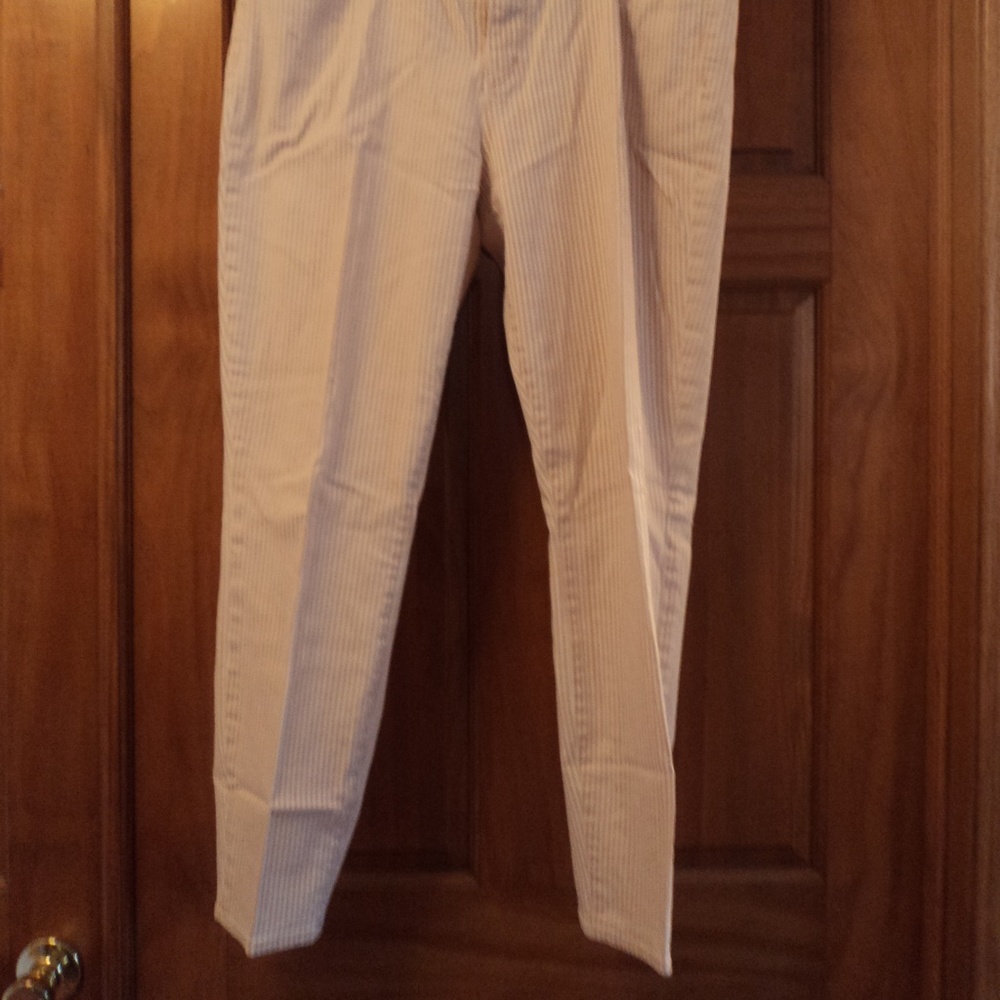 Jeans - Picture 2 of 5